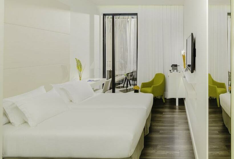 Номер Superior с Террасой, H10 Urquinaona Plaza