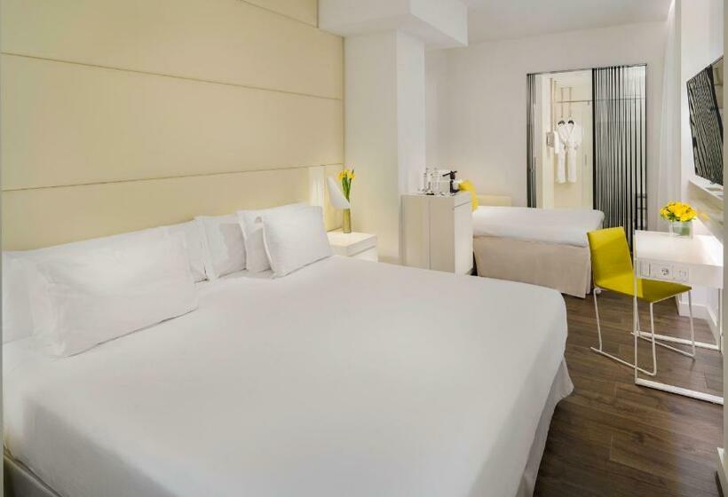 Семейный Номер, H10 Urquinaona Plaza