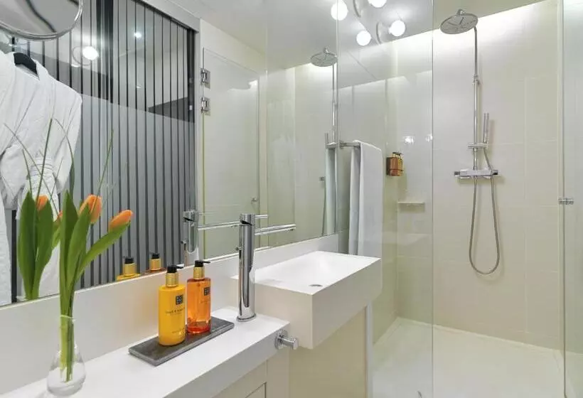 اتاق راحتی, H10 Urquinaona Plaza