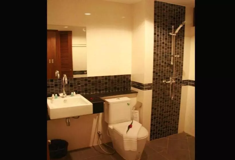 スーペリアトリプルルーム, Kirati Beach Resort