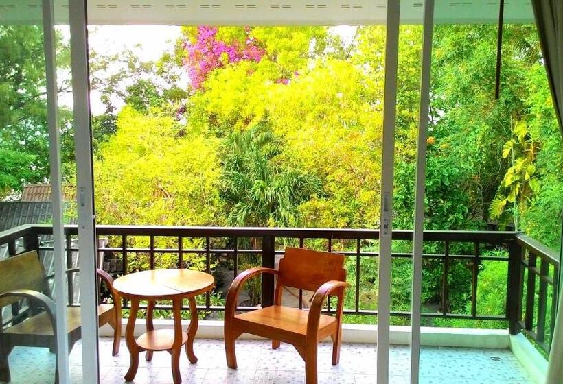 غرفة سوبيريور ثلاثية, Kirati Beach Resort