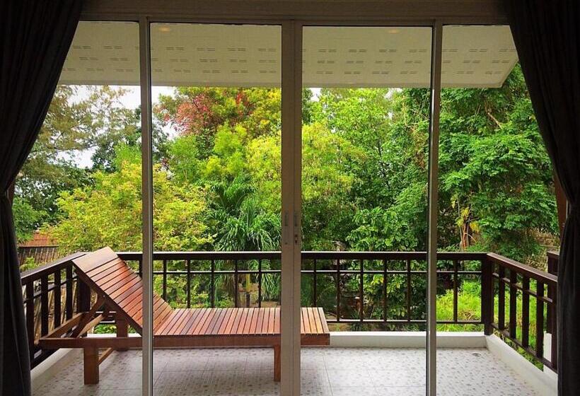 Трехместный Номер Superior, Kirati Beach Resort