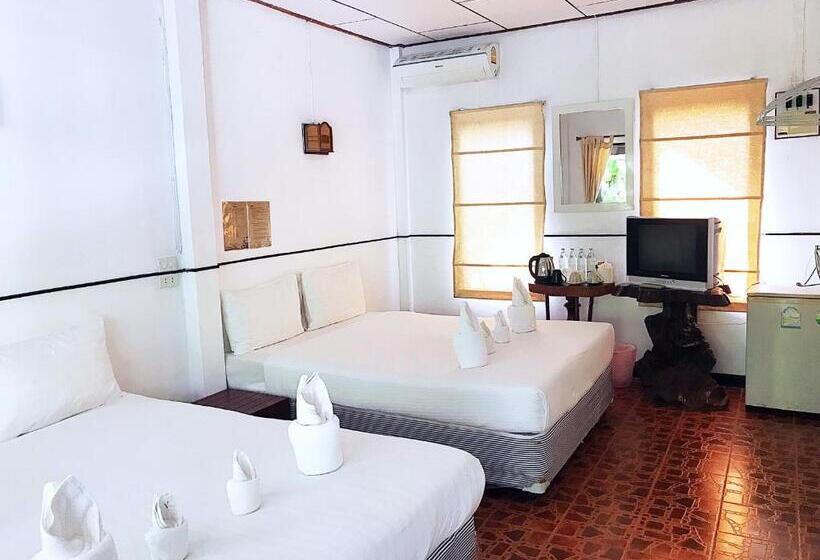 בונגלו סטנדרט 2 חדרי שינה, Kirati Beach Resort