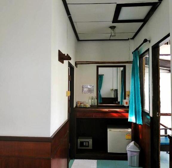 בקתה סטנדרטית, Kirati Beach Resort