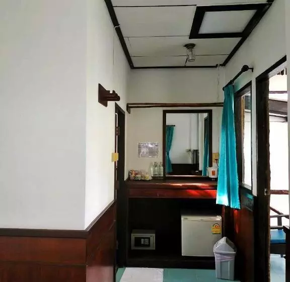 スタンダードバンガロー, Kirati Beach Resort