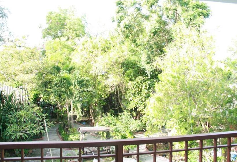 חדר סופריור לשלושה, Kirati Beach Resort