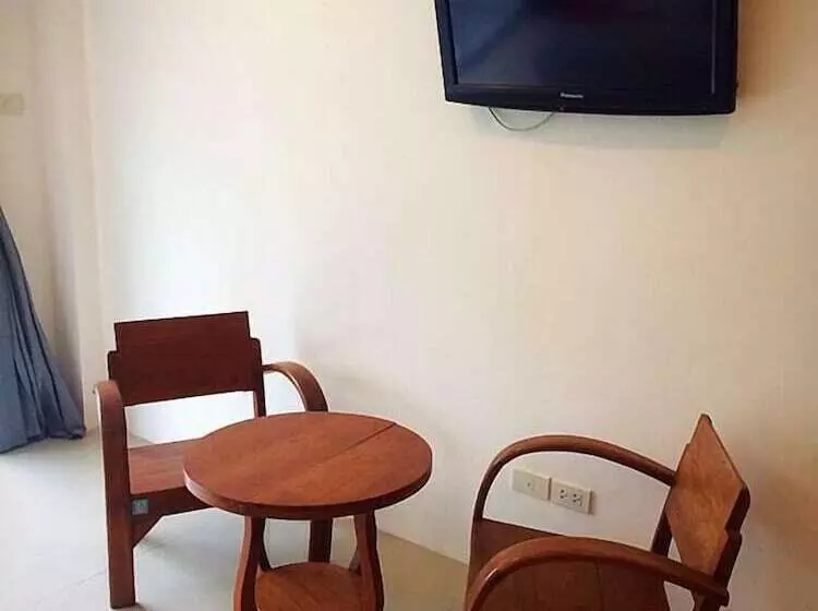 スーペリアトリプルルーム, Kirati Beach Resort