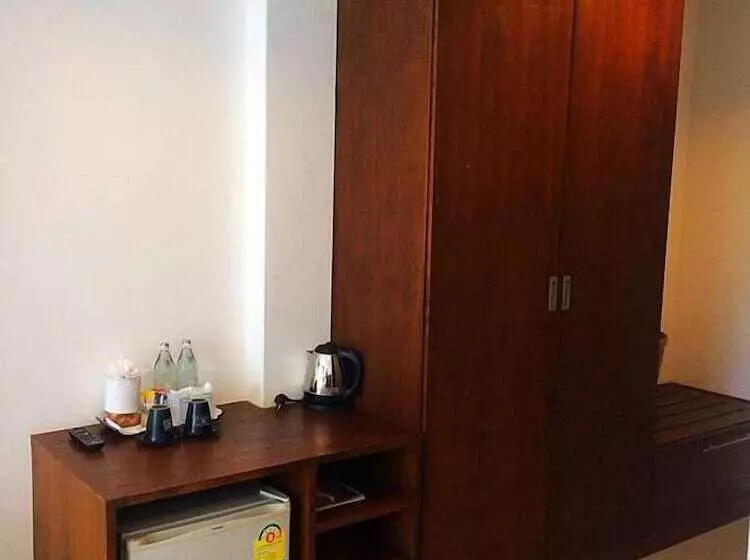 スーペリアトリプルルーム, Kirati Beach Resort