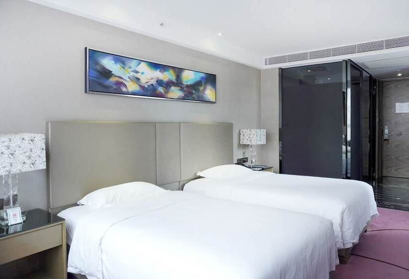 Номер Executive, La Perle International Hotel   Free Shuttle Between Hotel And Exhibition Center During Canton Fair &