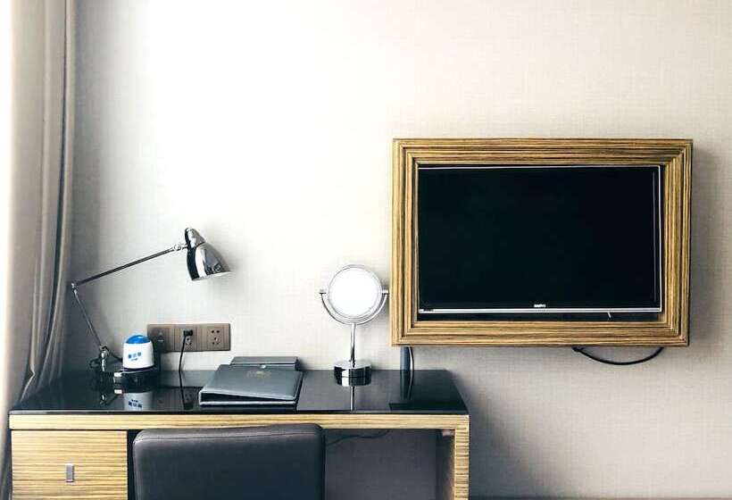 Family Suite, La Perle International Hotel   Free Shuttle Between Hotel And Exhibition Center During Canton Fair &