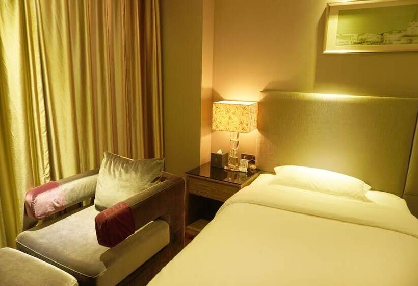 Номер Superior, La Perle International Hotel Free Shuttle Between Hotel And Exhibition Center During Canton Fair &