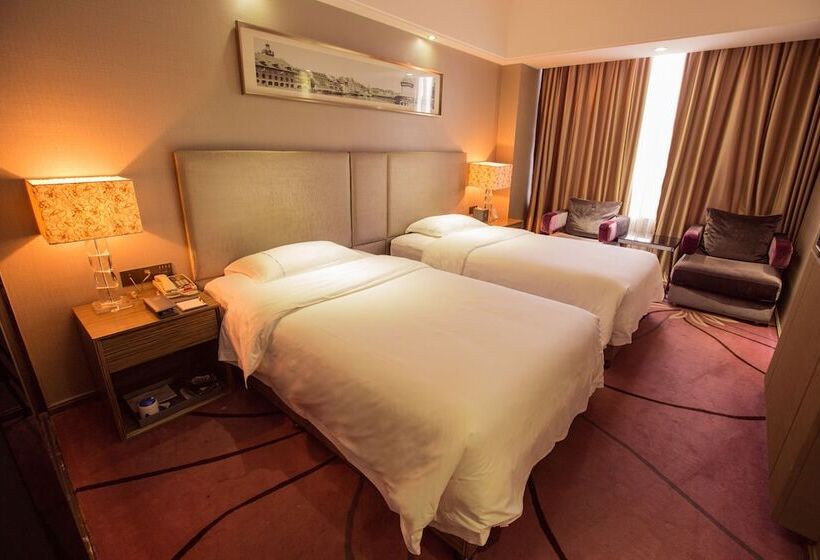 Номер Superior, La Perle International Hotel Free Shuttle Between Hotel And Exhibition Center During Canton Fair &