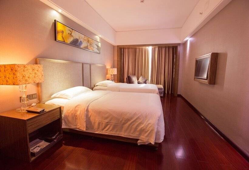 Номер Executive, La Perle International Hotel Free Shuttle Between Hotel And Exhibition Center During Canton Fair &