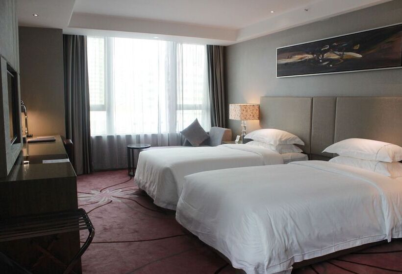 Номер Executive, La Perle International Hotel Free Shuttle Between Hotel And Exhibition Center During Canton Fair &