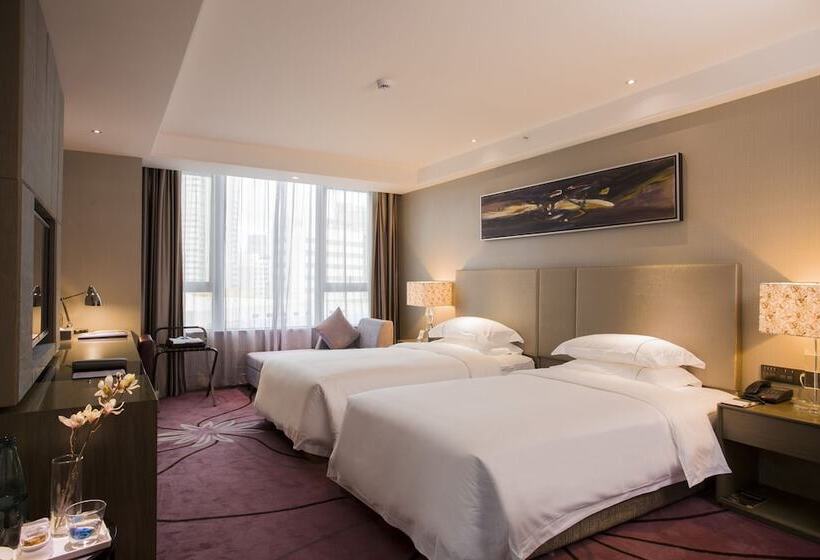 Номер Executive, La Perle International Hotel Free Shuttle Between Hotel And Exhibition Center During Canton Fair &