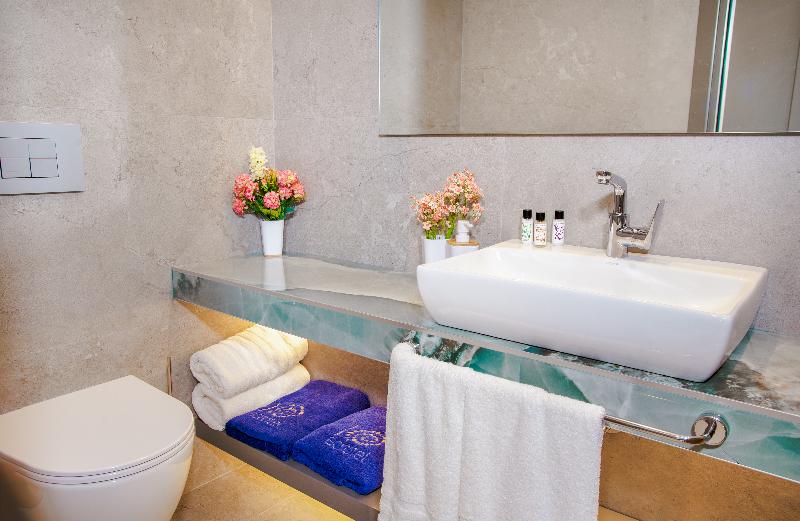 Superior Oda, Must Sea Hotel Sha