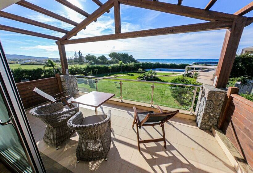 Люкс Премиум Вид на Море, Restia