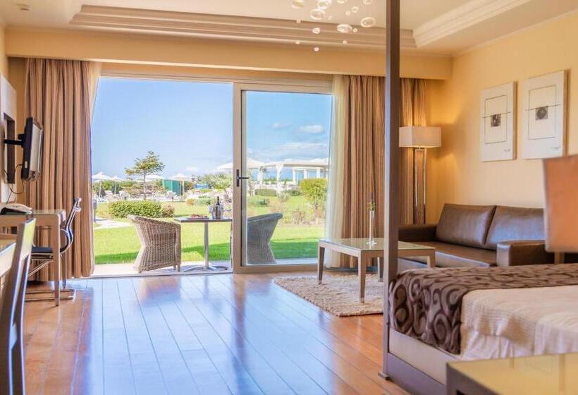 Люкс Премиум, Restia