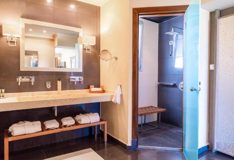 Люкс Премиум Вид на Море, Restia