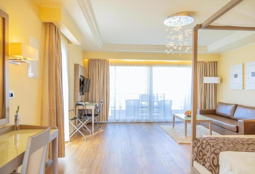 Люкс Премиум Вид на Море, Restia