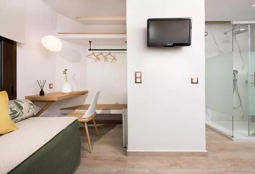 オーシャンビューデラックススイート, Villa Natassa