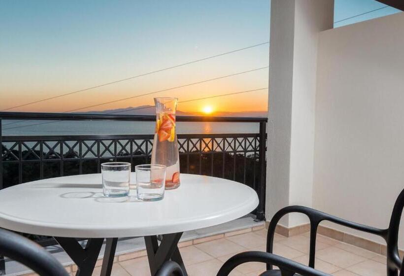 海景豪华三人间, Villa Natassa