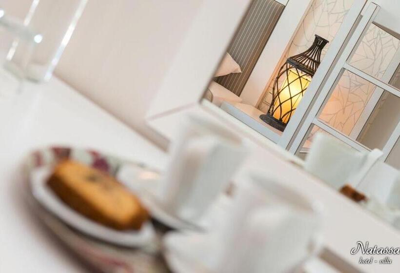 园景标准四人间, Villa Natassa