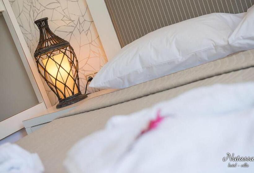 园景标准四人间, Villa Natassa