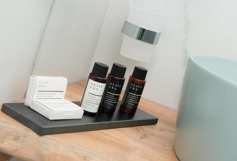 四人标准间, Villa Natassa