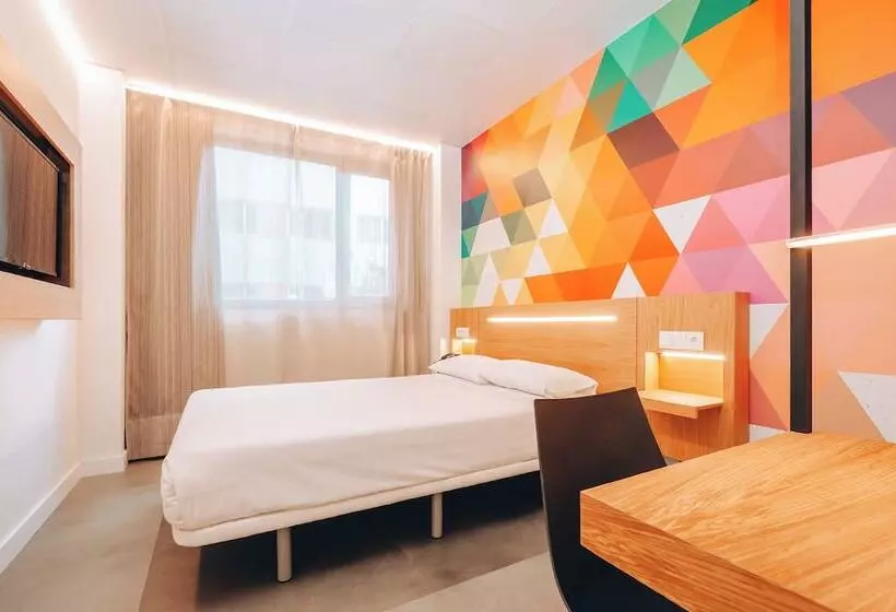 Camera Standard, Vertice Roomspace