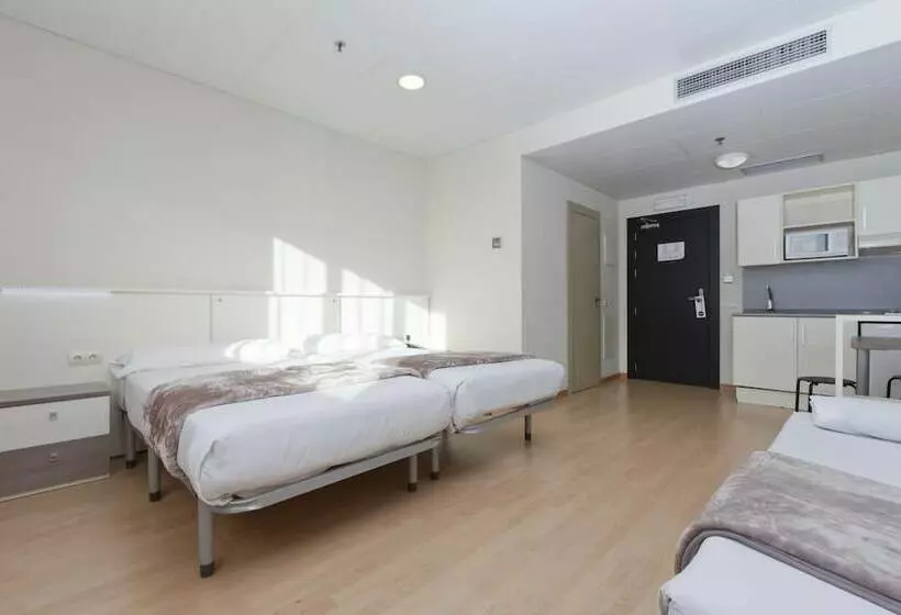 Camera Familiare, Vertice Roomspace