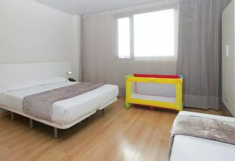 Camera Familiare, Vertice Roomspace
