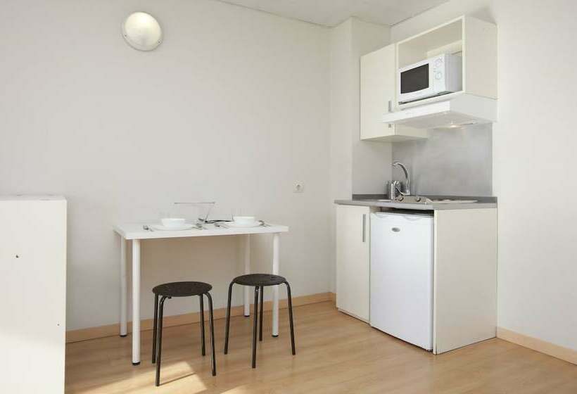 اتاق سوپریور, Vertice Roomspace