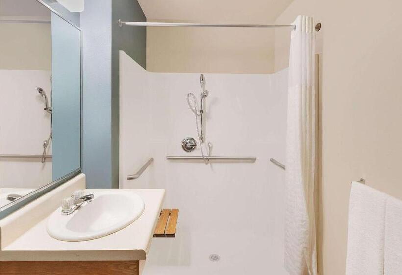 장애인을 위한 스탠다드 룸, Woodspring Suites Des Moines Pleasant Hill