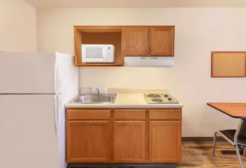 身障者適用スタンダードルーム, Woodspring Suites Des Moines Pleasant Hill
