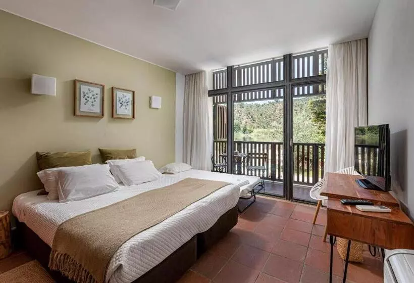 Standard-huone Parveke, Alamal River Club