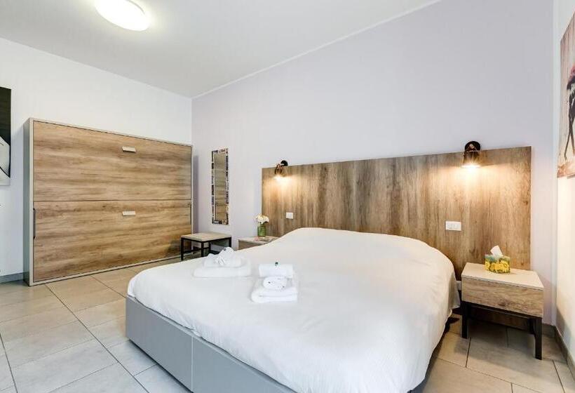 اتاق خانوادگی, B&b Casa Der Poeta