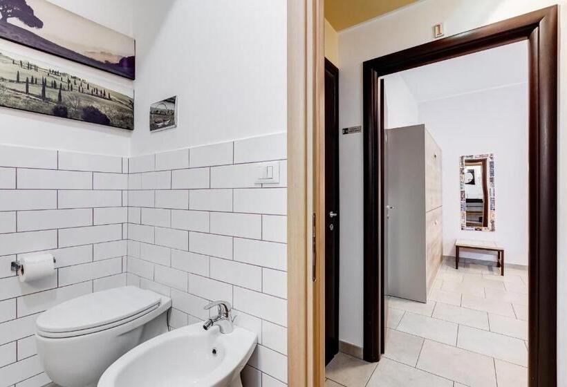 اتاق خانوادگی, B&b Casa Der Poeta