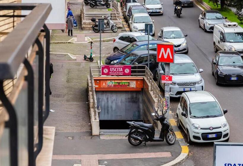 اتاق خانوادگی, B&b Casa Der Poeta
