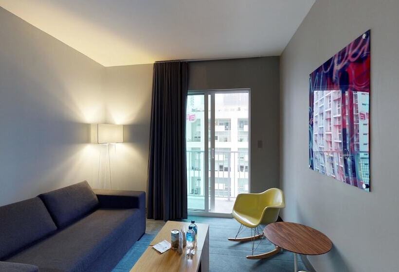 جناح مطل على المدينة, Aloft Miami  Brickell