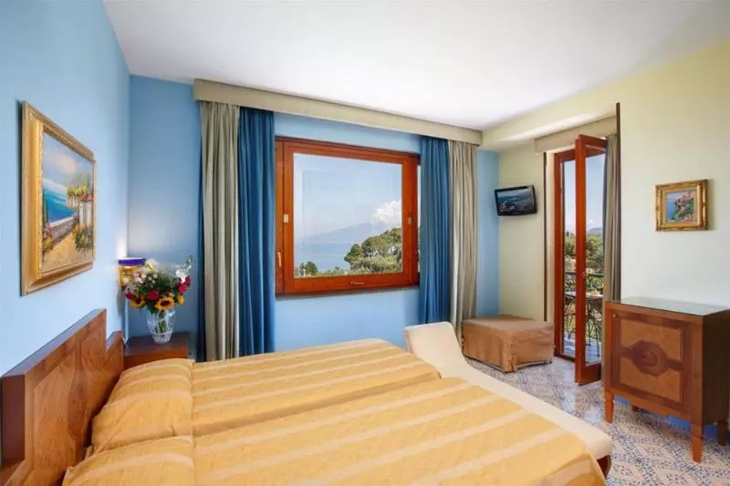 コンフォートルーム, Best Western Plus Hotel Modena Resort