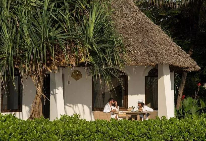 Standard Triple Room with Terrace, Essque Zalu Zanzibar