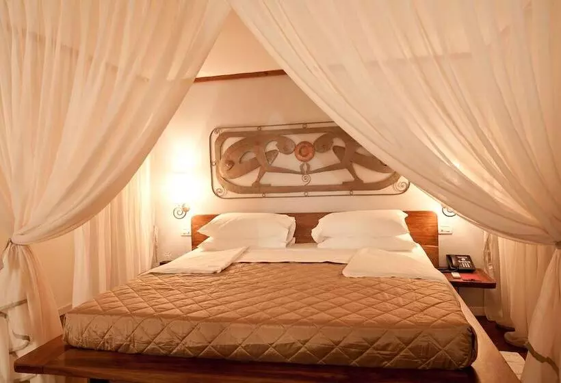 ویلای 4 خوابه, Essque Zalu Zanzibar