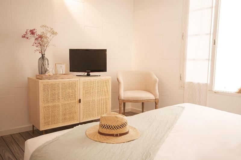 מיטת קינג בסוויטה, Holiday Inn Express & Suites Carlisle, An Ihg