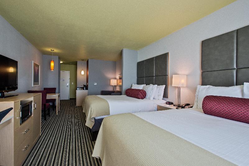 Люкс Адаптированный для Инвалидов, Holiday Inn Express & Suites Carlisle, An Ihg