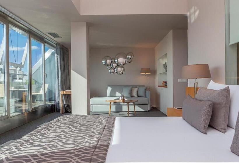 سوییت لوکس, Royal Passeig De Gracia