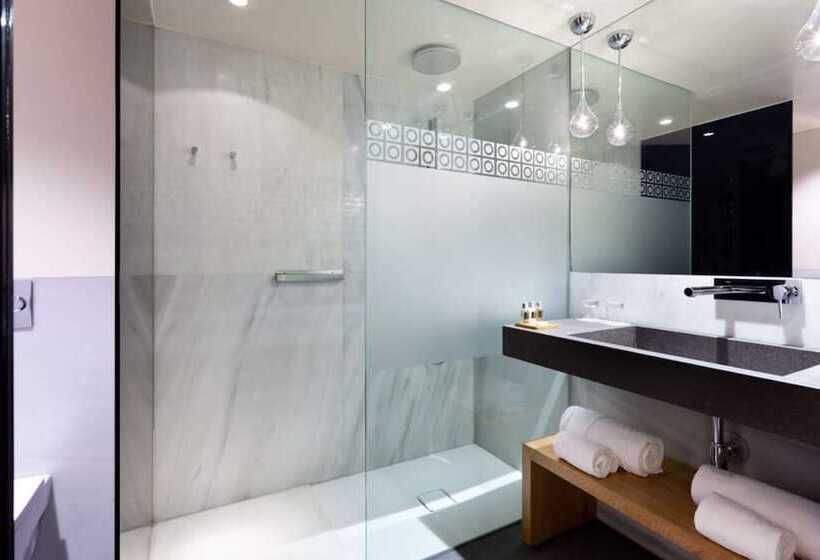 اتاق سوپریور با چشمانداز شهر, Royal Passeig De Gracia