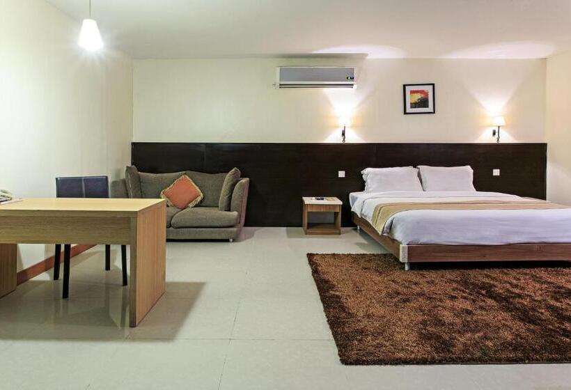 סוויטה, The Orchard Cebu Hotel & Suites