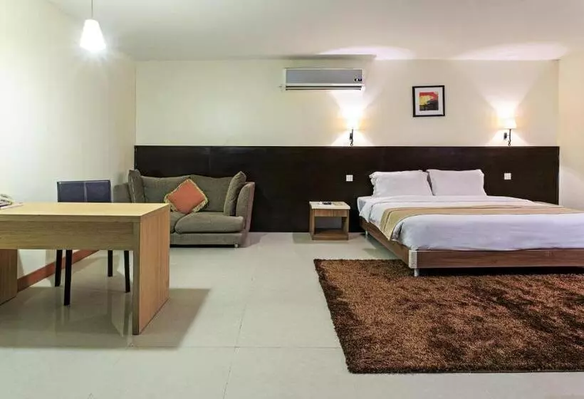 سوییت, The Orchard Cebu Hotel & Suites