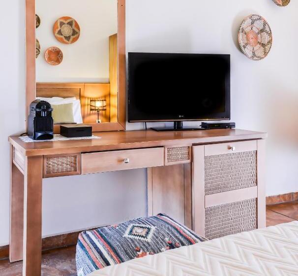 اتاق لوکس, Varos Village Boutique